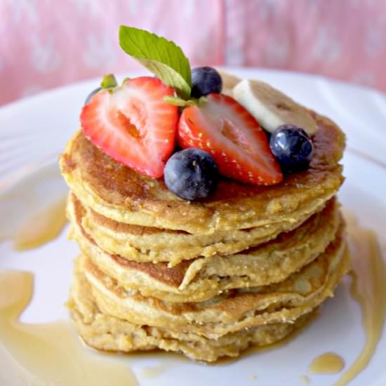 Fluffy Coconut Flour Pancakes