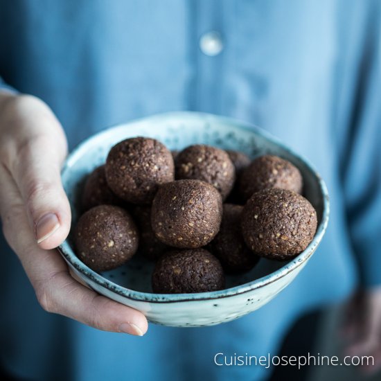 Chocolate Bliss Balls