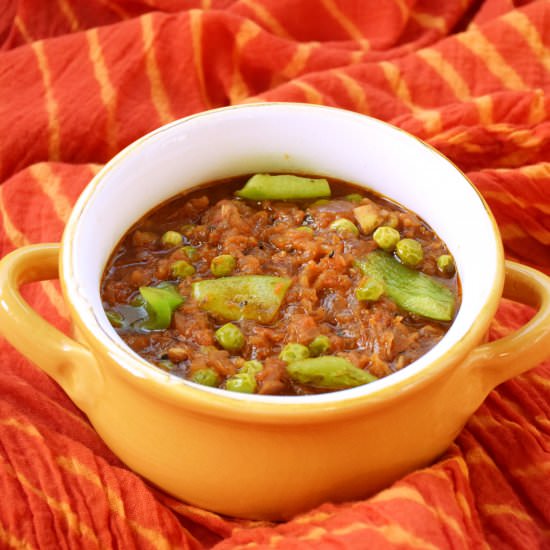 Peas and Bell Pepper Curry