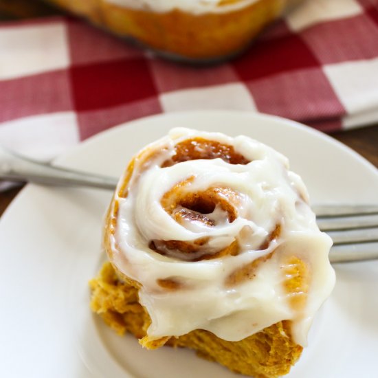 Pumpkin Cinnamon Rolls