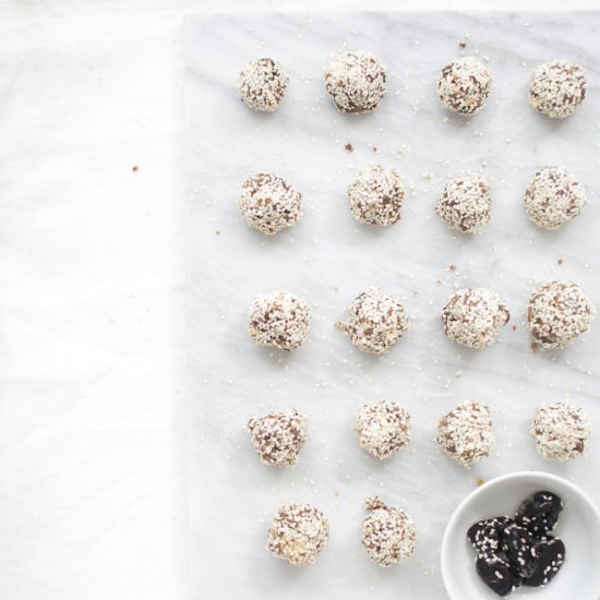 Sesame Seed Prune Balls