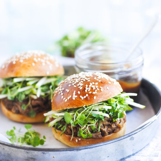 Pulled Pork BBQ Sliders