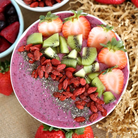 Goji Berry Smoothie Bowl Recipe