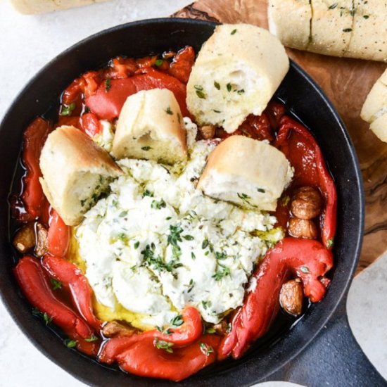 Baked goat cheese & baguettes