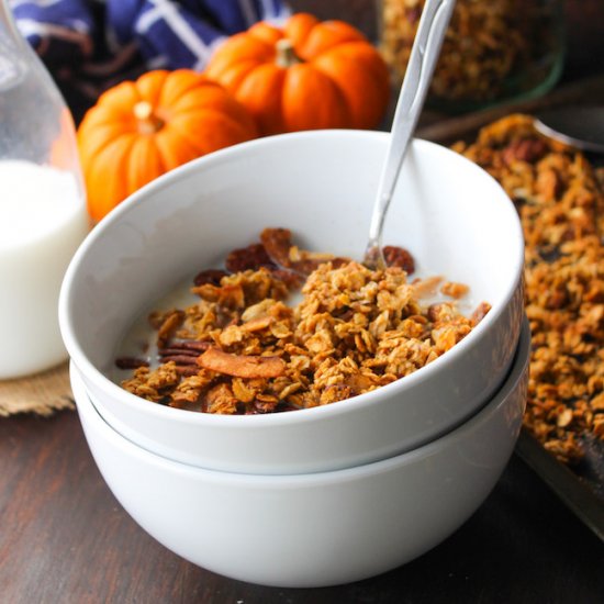 Homemade Pumpkin Spice Granola