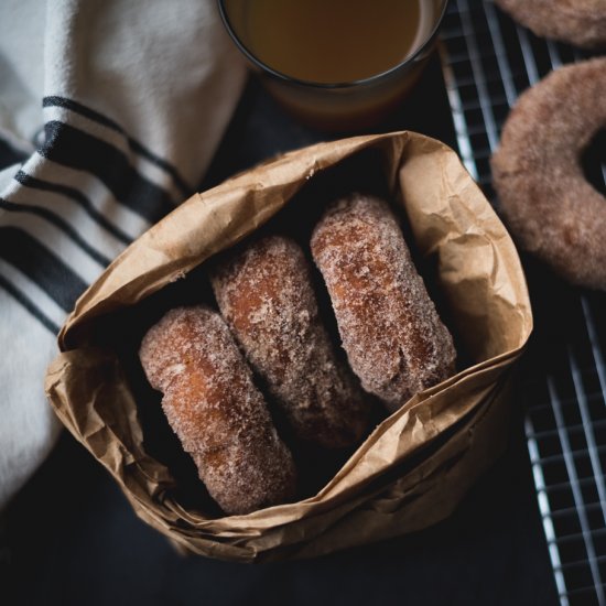 Cinnamon Sugar Cake Doughnuts