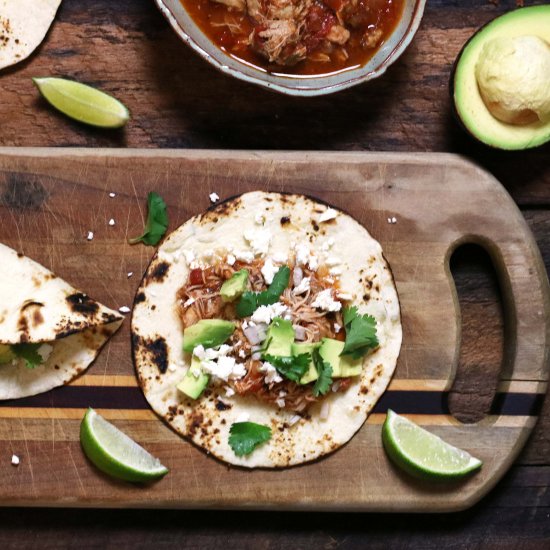 slow cooker chicken tinga tacos