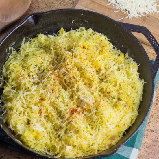 Parmesan Garlic Spaghetti Squash