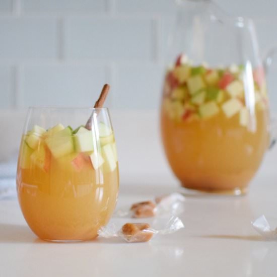 Caramel Apple Sangria