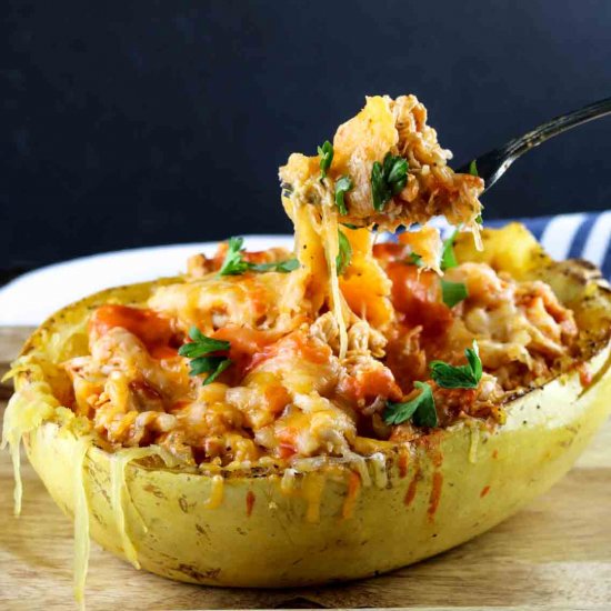 Buffalo Chicken Spaghetti Squash