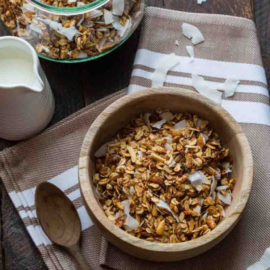 Coconut granola