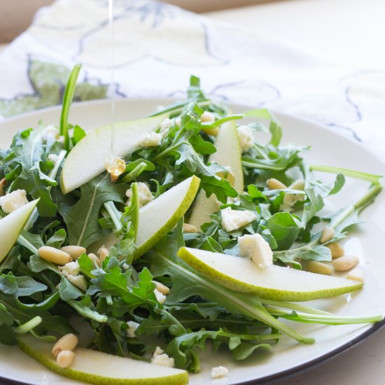 Pear and Gorgonzola Arugula Salad