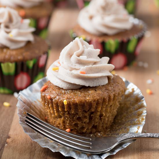 Pumpkin Buttercream Cupcakes