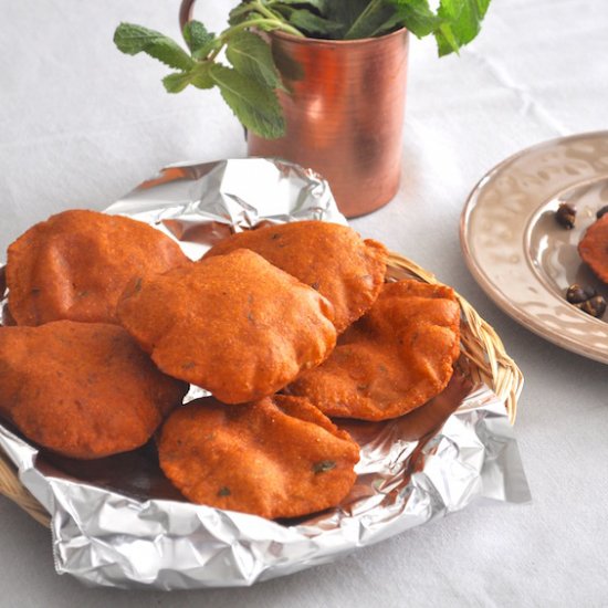 Tomato Poori