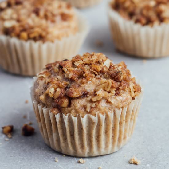 Vegan Apple Crumb Muffins