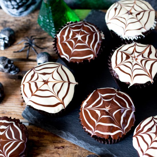 Halloween Chocolate Spider Web Cupc