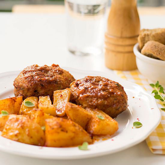 Greek mini meat loaves with potatoe