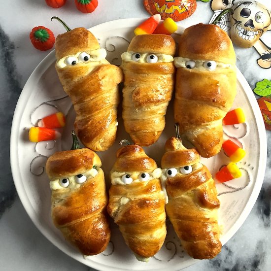 Easy Halloween Jalapeño Mummies