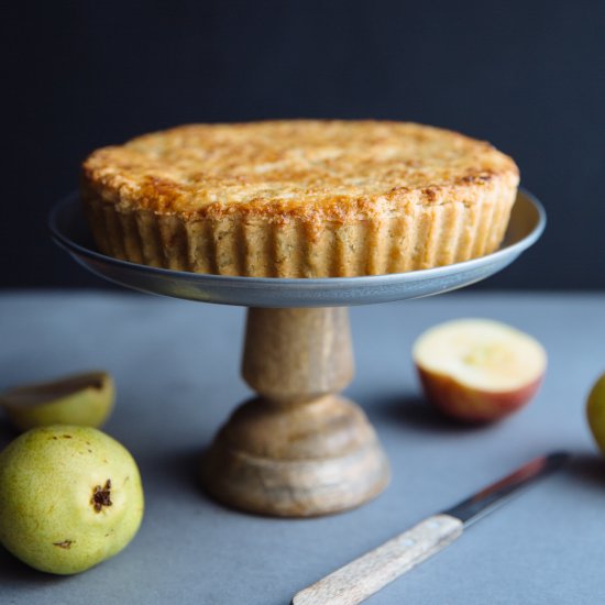 Apple, pear & cardamom pie