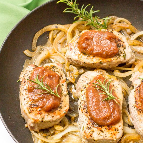 Pork chops with apple butter