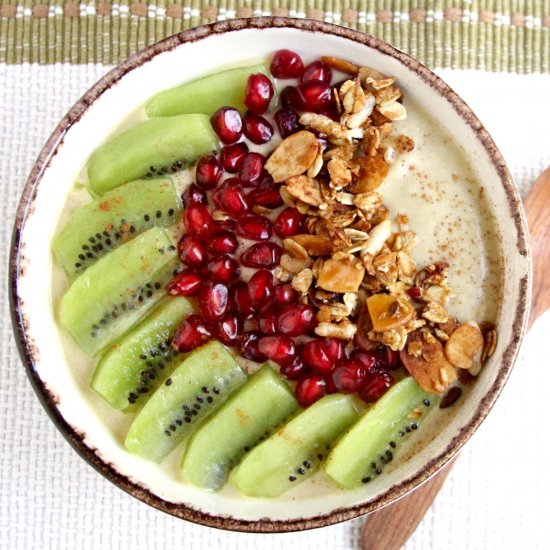 Cashew Pumpkin Pie Smoothie Bowl