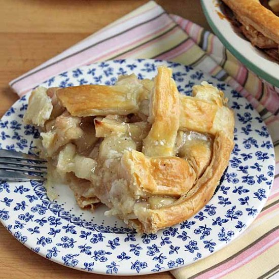 Apple Pear Pie w/ Cardamom & Ginger