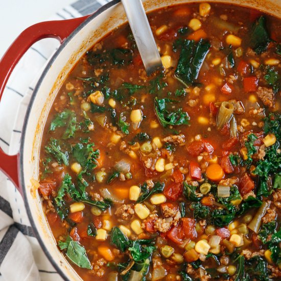 One Pot Spicy Sausage & Kale Soup