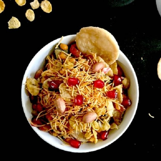 Cornflakes Bhel Chaat