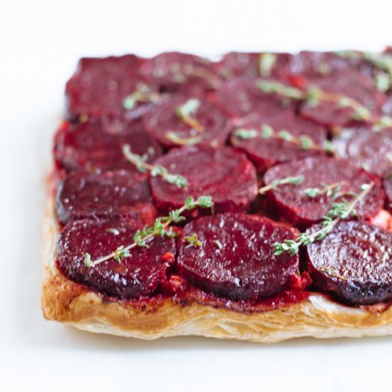 Beet & feta & thyme tart tatin