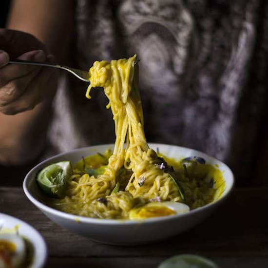 Meatless Acorn Squash Curry Ramen