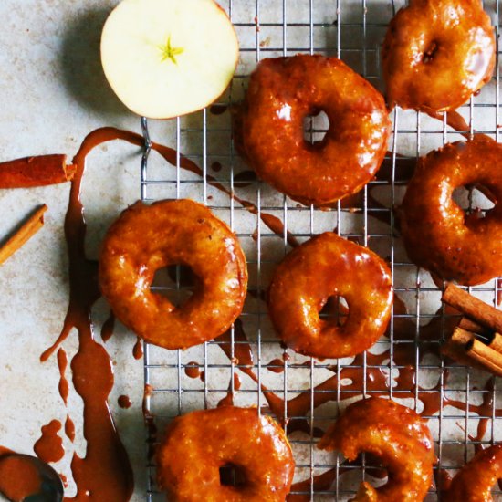 Cinnamon Glazed Apple Jalebi