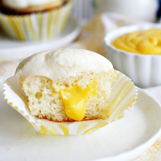 Coconut Mango Cupcakes