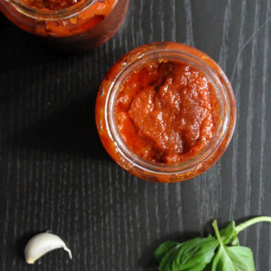 Paleo Tomato Basil Sauce