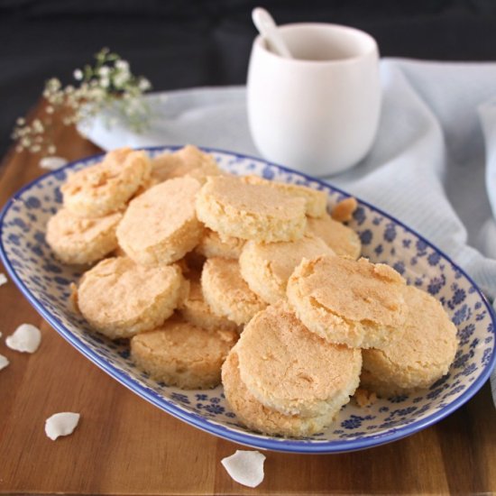 Coconut Macaroon Biscuit