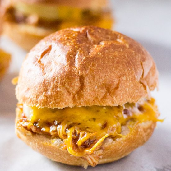 Baked Mini BBQ Chicken Sliders