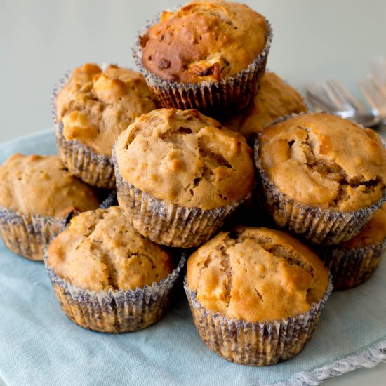 Apple Yoghurt Oatmeal Muffins