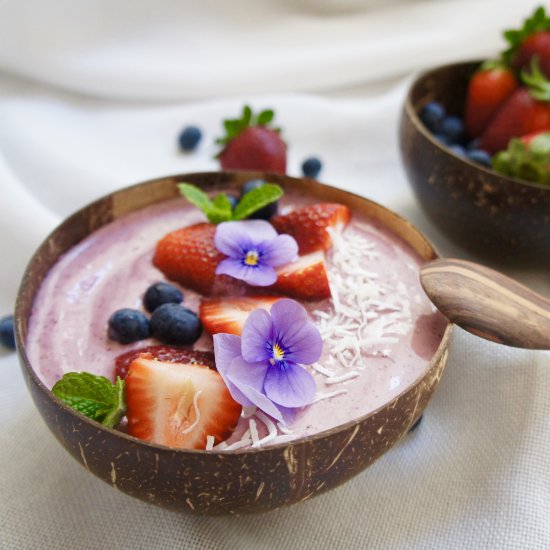 Strawberry Smoothie Bowl