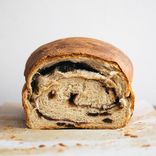 Cinnamon Raisin Swirl Bread