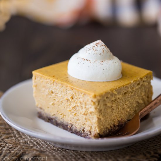 Pumpkin Cheesecake Bars