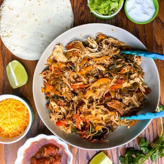 Easy Crockpot Chicken Fajitas