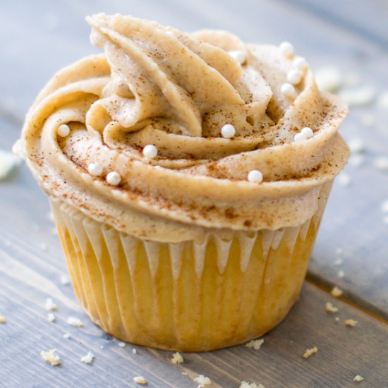 Maple Snickerdoodle Cupcakes