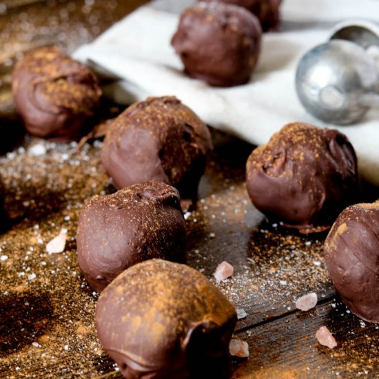 Paleo Pumpkin Truffles