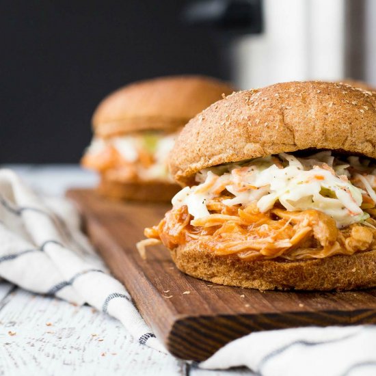 Slow Cooker BBQ Pulled Chicken