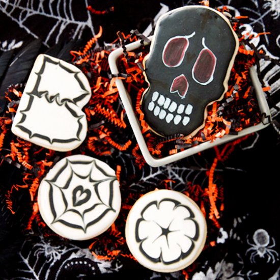 Creepy Skull Cookies For Halloween