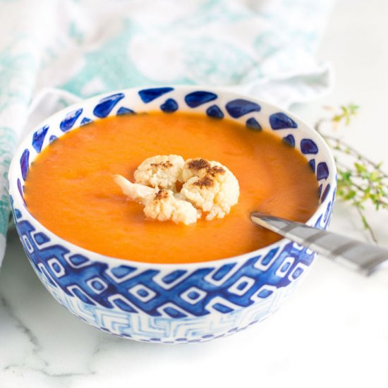 Roasted Red Pepper Cauliflower Soup