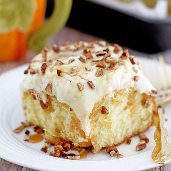 Pecan Caramel Pumpkin Rolls