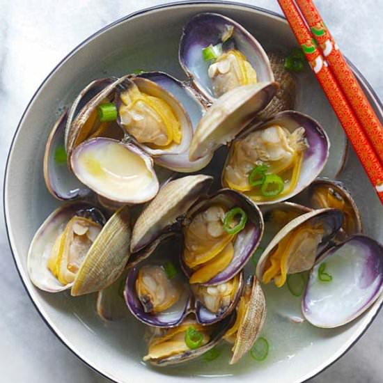 Japanese Steamed Clams