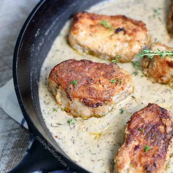 Skillet Pork Chops with Herb Gravy