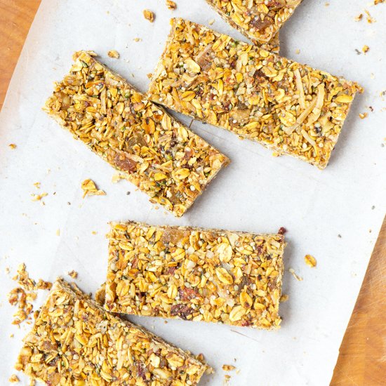 Strawberry-Ginger Granola Bars