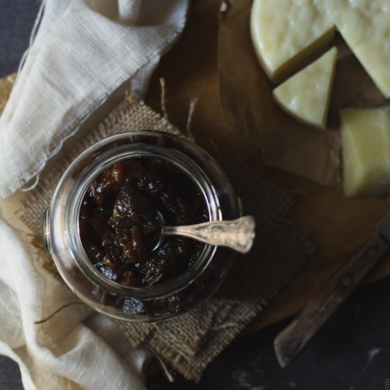 Slow Cooker Peach & Beet Chutney